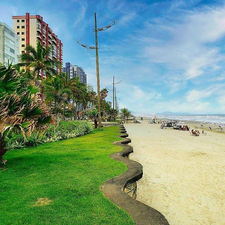 Apartamento na Vila Caiçara em Prédio Frente Mar com excelente localização por Reserva Praia Praia Grande  Extérieur photo
